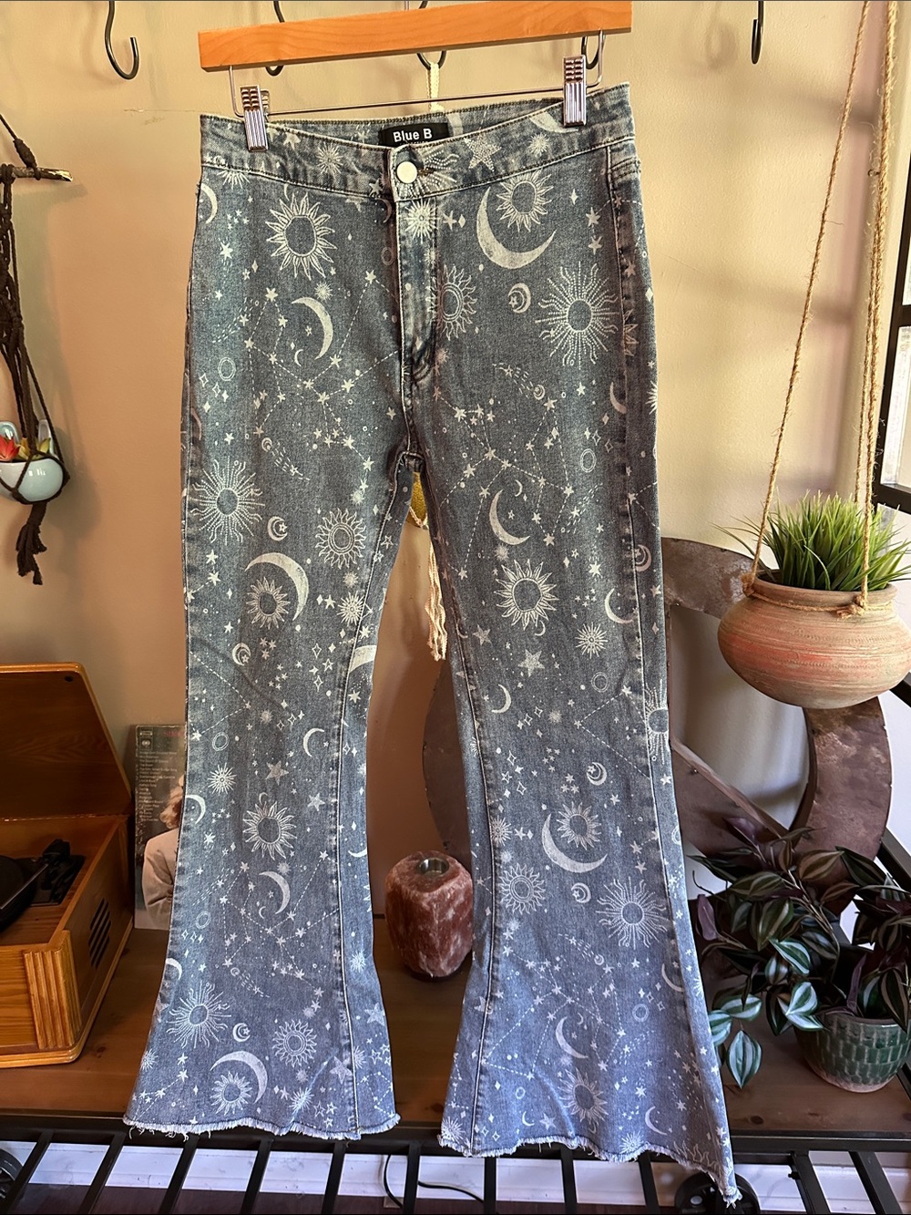 Women's Celestial Print Flared Blue Jeans